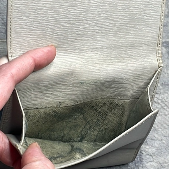 Gucci Leather Piston Lock Jackie Wallet Compact Ivory Gray - Picture 17 of 17